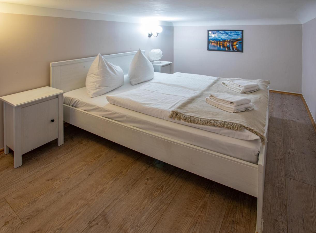Michalska Apartment براغ المظهر الخارجي الصورة