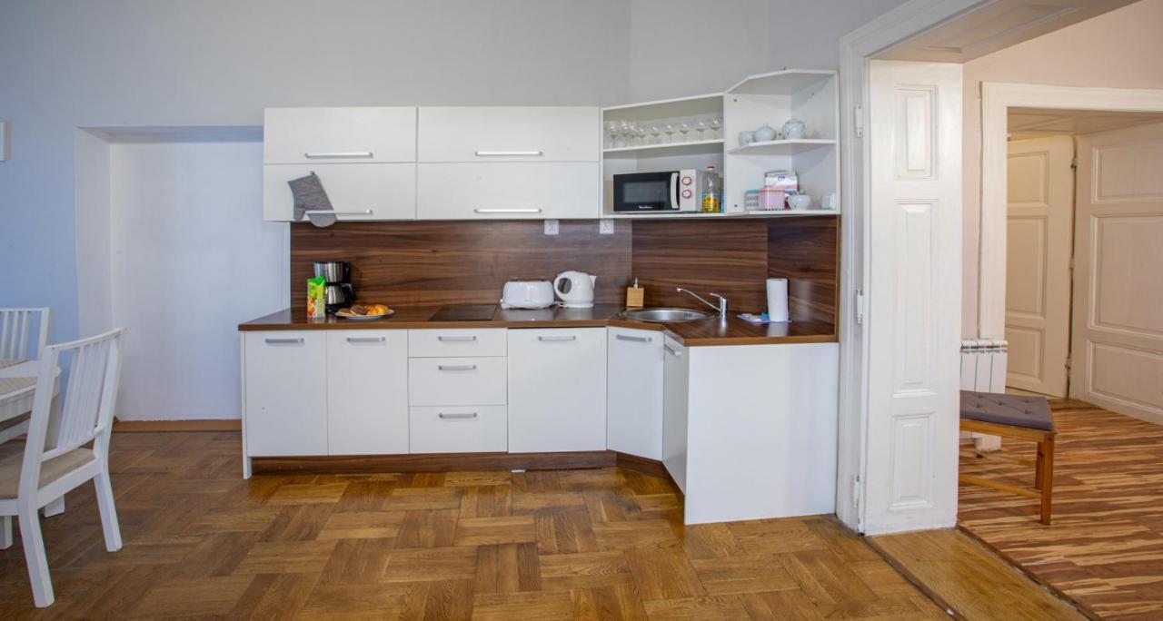 Michalska Apartment براغ المظهر الخارجي الصورة