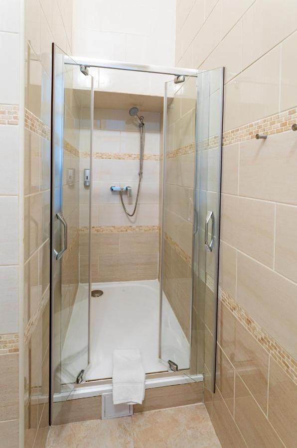 Michalska Apartment براغ المظهر الخارجي الصورة