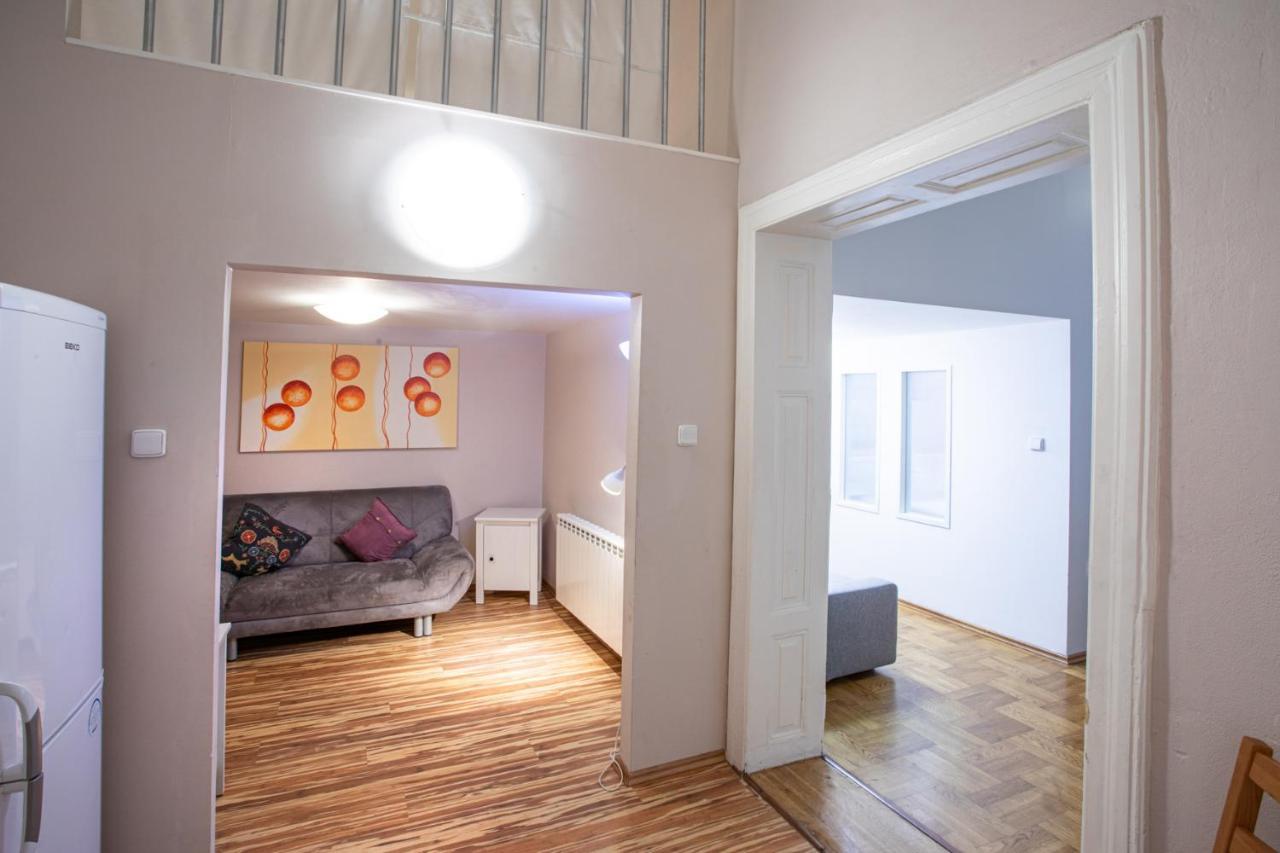 Michalska Apartment براغ المظهر الخارجي الصورة