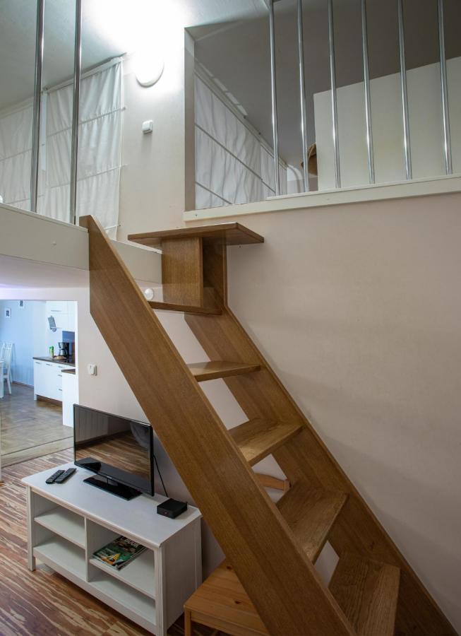 Michalska Apartment براغ المظهر الخارجي الصورة
